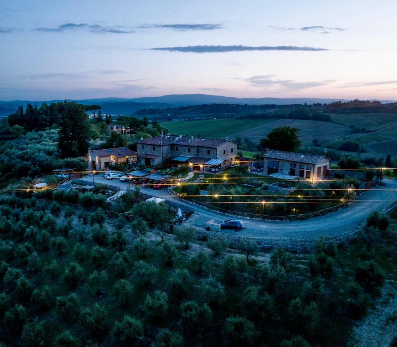 Vittoria Chianti Vacations Poggibonsi Exterior foto