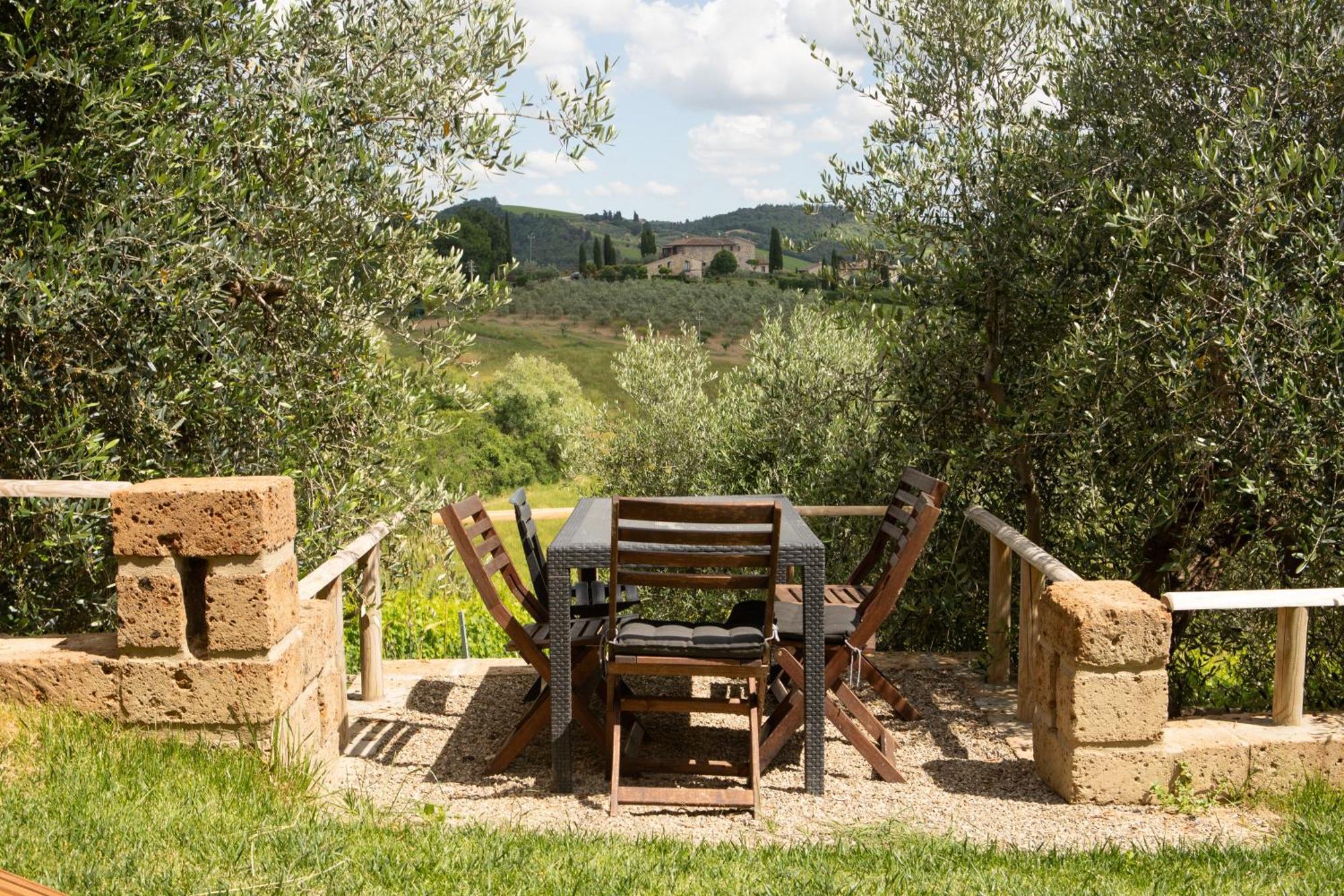 Vittoria Chianti Vacations Poggibonsi Exterior foto