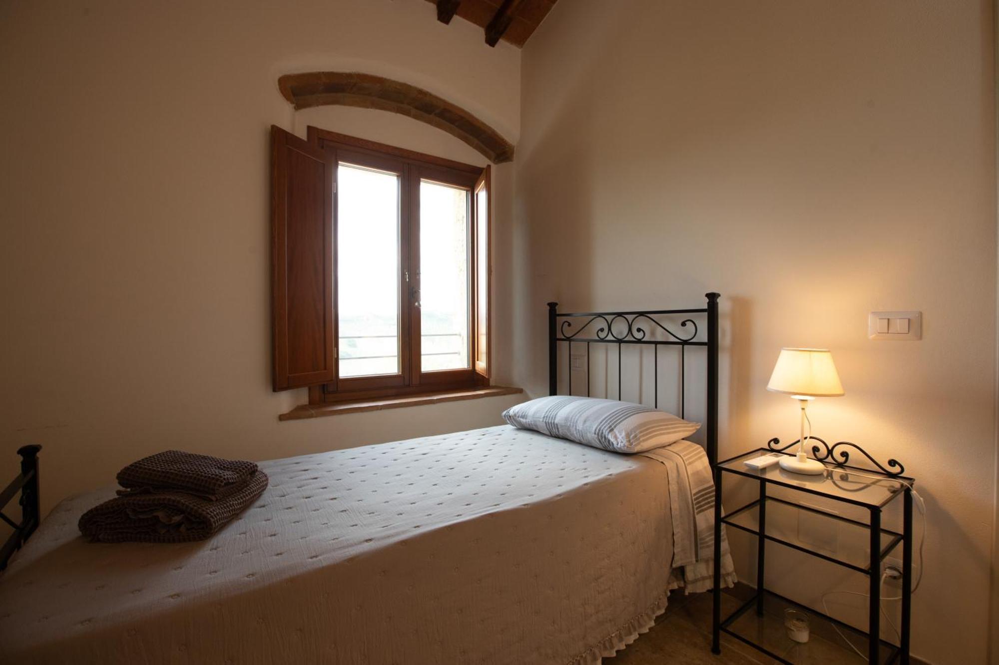 Vittoria Chianti Vacations Poggibonsi Exterior foto