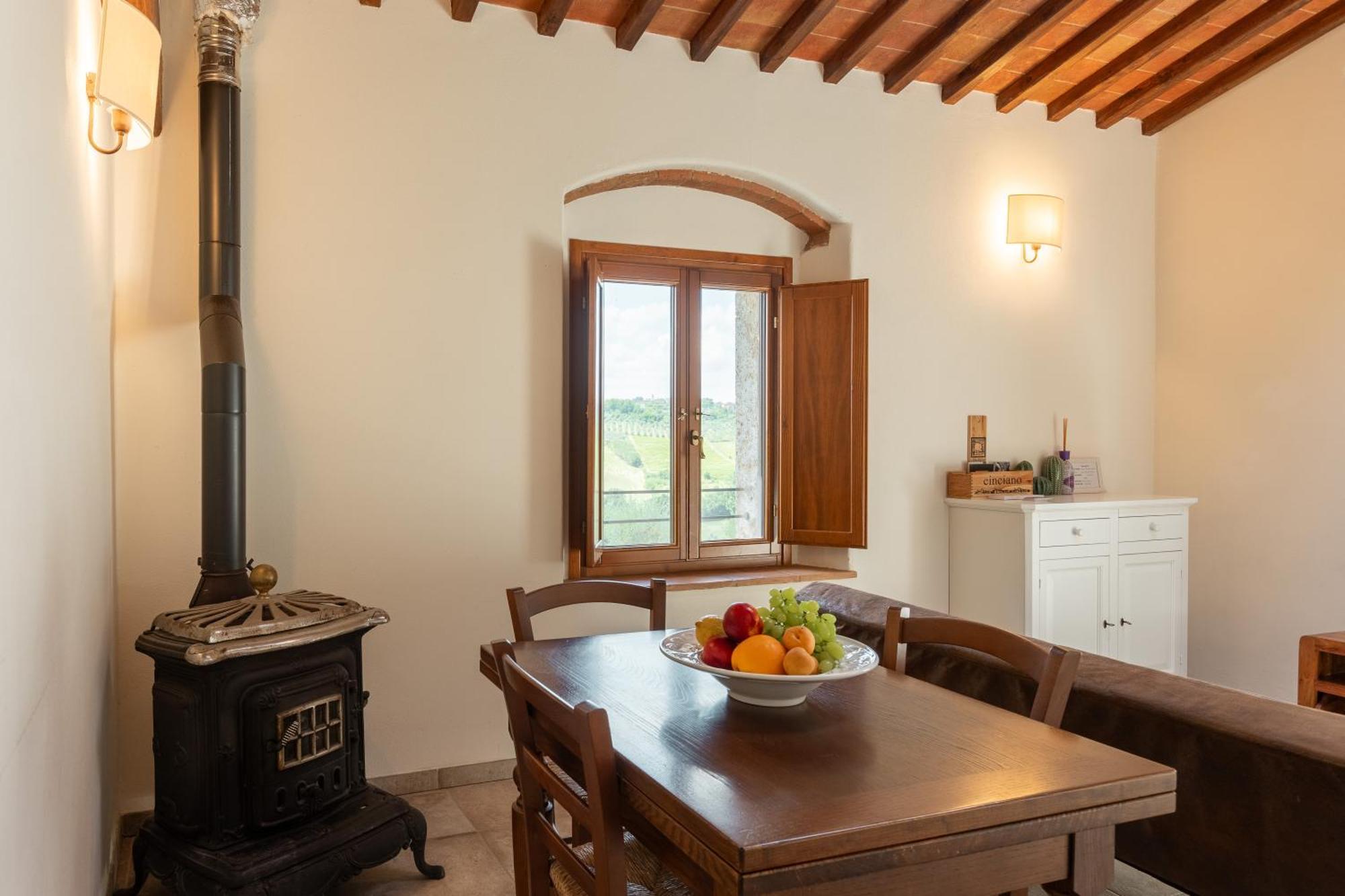 Vittoria Chianti Vacations Poggibonsi Exterior foto